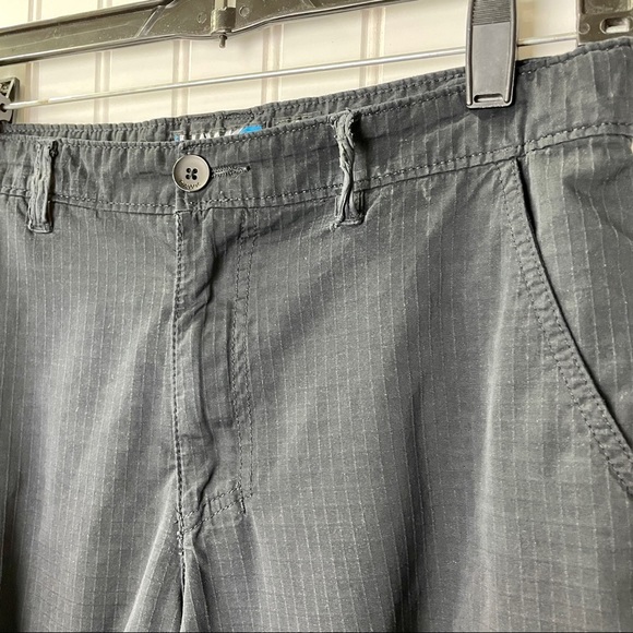 HAWK Boys Sz. 18 Black Cargo Shorts Adjustable Waist Band Waffle Pattern - Picture 6 of 8